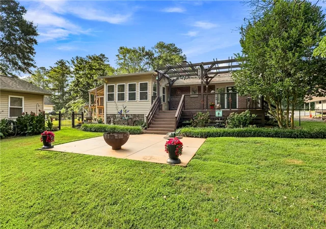 Photo 4 of Single family home for sale at 203 Knoxwood Ct, Anderson, SC 29621 | MLS# 20305231 | Listing updated on 2026-09-23