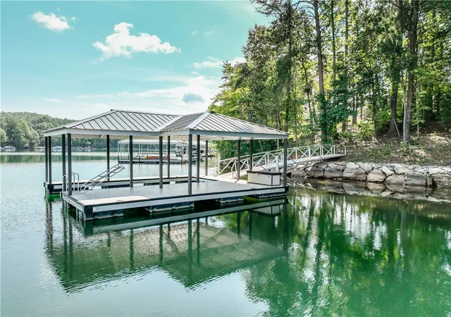 Photo 2 of Land for sale at 256 Coveside Ln, Six Mile, SC 29682 | MLS# 20305555 | Listing updated on 2026-08-31