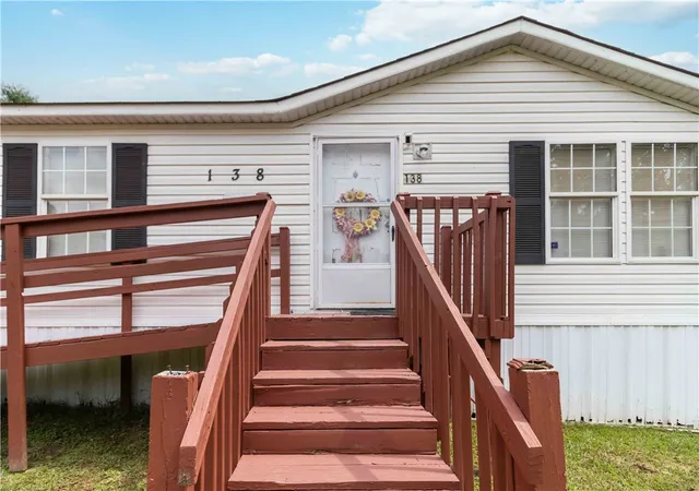 Photo 2 of Manufactured home for sale at 138 T C Bannister Rd, Belton, SC 29627 | MLS# 20305595 | Listing updated on 2026-08-30