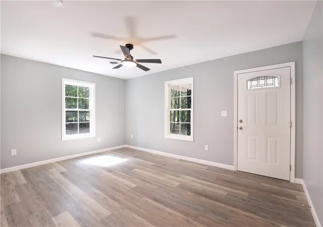 Photo 4 of Single family home for sale at 116 Leona Dr, Iva, SC 29655 | MLS# 20305587 | Listing updated on 2026-10-05