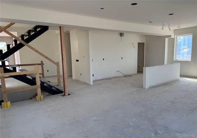 Photo 4 of Single family home for sale at 633 Lombardi Cir, Louisville, CO 80027 | MLS# 2536587 | Listing updated on 2026-08-23