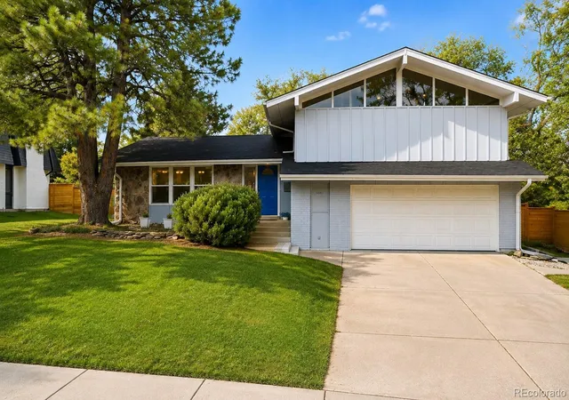 Photo 3 of Single family home for sale at 6081 S Kearney St, Centennial, CO 80111 | MLS# 3497275 | Listing updated on 2026-08-29