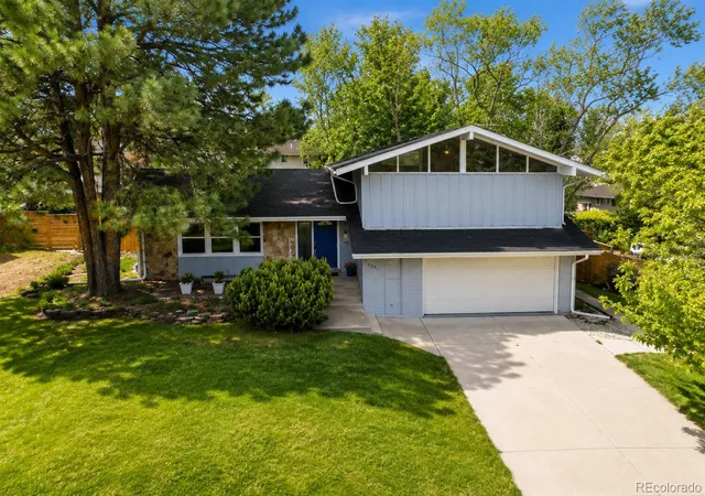 Photo 4 of Single family home for sale at 6081 S Kearney St, Centennial, CO 80111 | MLS# 3497275 | Listing updated on 2026-08-29