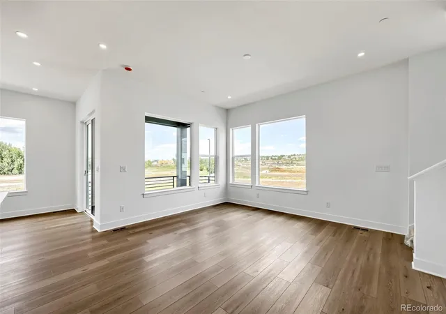 2nd image of 3430 W Elmhurst Ave, Littleton, CO 80120 | MLS# 3351751