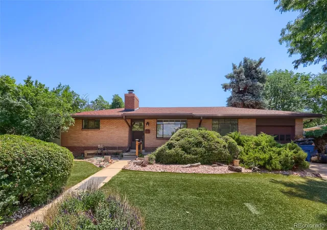 1st image of 6182 S Crestview St, Littleton, CO 80120 | MLS# 4186279
