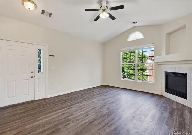 4th image of 4054 S Crystal Cir, Aurora, CO 80014