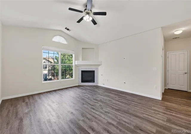 5th image of 4054 S Crystal Cir, Aurora, CO 80014