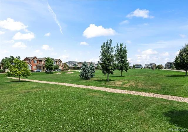 2nd image of 1320 Kestrel Ln, Longmont, CO 80501