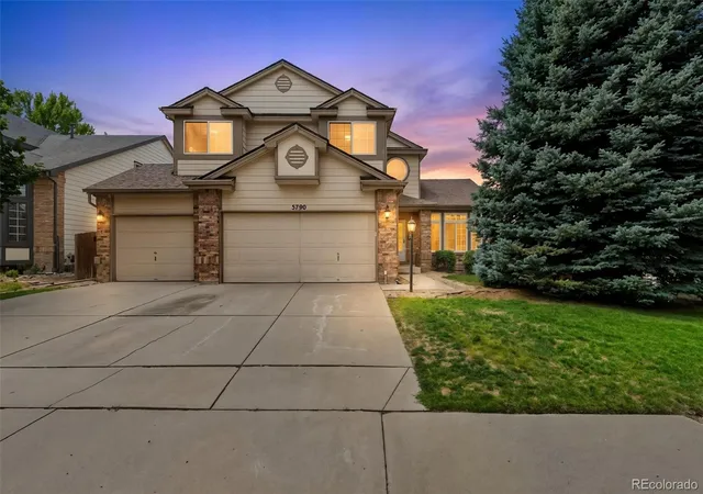 1st image of 5790 S Danube Cir, Aurora, CO 80015 | MLS# 1668327
