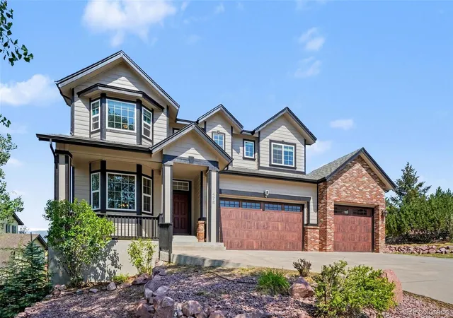 Photo 3 of Single family home for sale at 476 Saber Crk Dr, Monument, CO 80132 | MLS# 6560156 | Listing updated on 2026-08-29