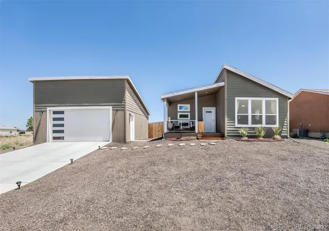 1st image of 279 W Acorn Dr, Pueblo, CO 81007 | MLS# 1750973