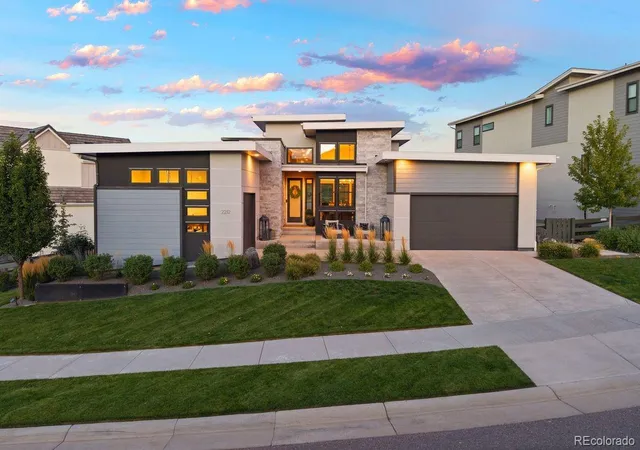 1st image of 2212 Rim Ridge Dr, Castle Pines, CO 80108 | MLS# 7552707