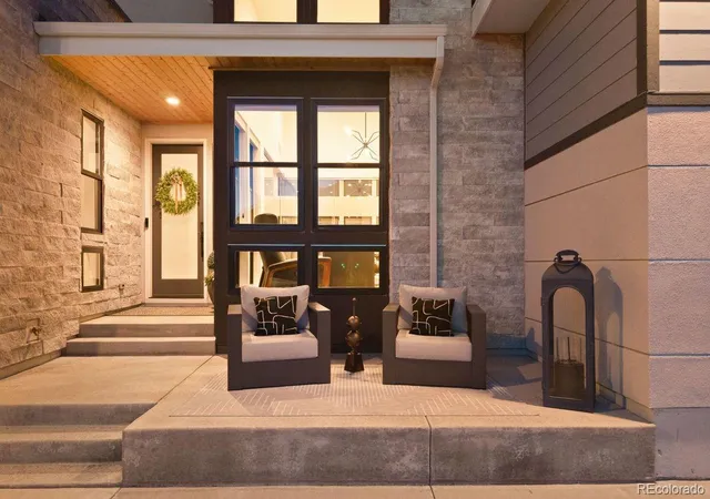 4th image of 2212 Rim Ridge Dr, Castle Pines, CO 80108 | MLS# 7552707