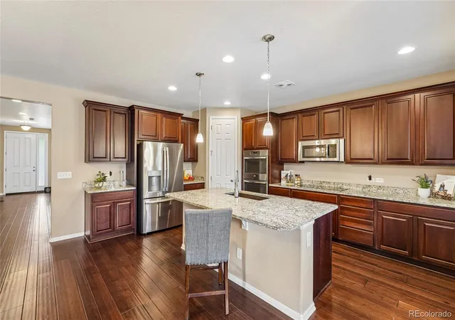 4th image of 25147 E Ellsworth Pl, Aurora, CO 80018 | MLS# 6473195
