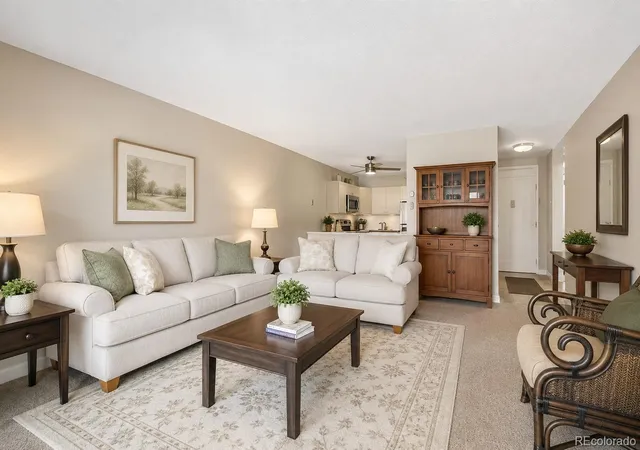 4th image of 9385 E Center Ave #6A, Denver, CO 80247 | MLS# 8332388