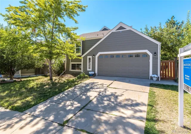 1st image of 9734 W Elmhurst Pl, Littleton, CO 80128 | MLS# 8221116