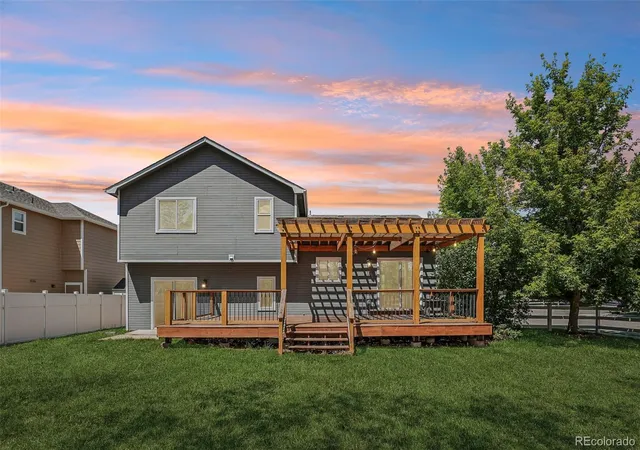 2nd image of 304 Green Teal Dr, Loveland, CO 80537 | MLS# 3145054