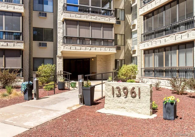 2nd image of 13961 E Marina Dr #512, Aurora, CO 80014 | MLS# 6187118