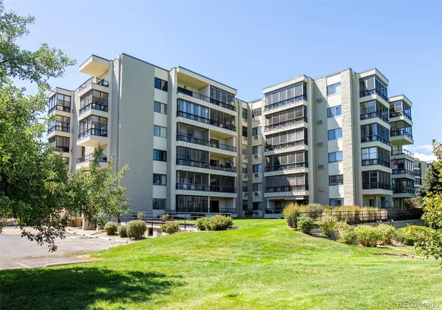 35th image of 13961 E Marina Dr #512, Aurora, CO 80014 | MLS# 6187118