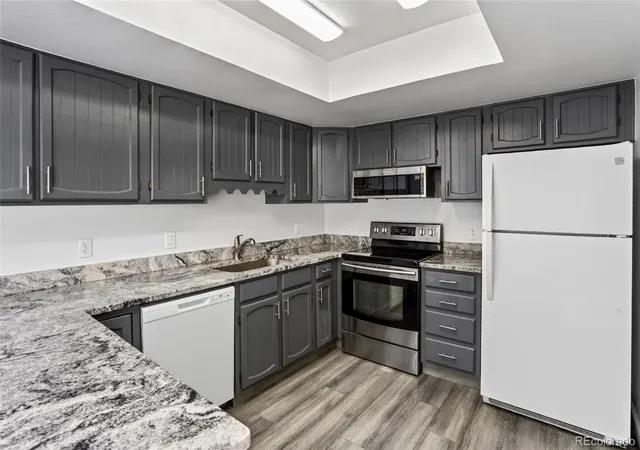 5th image of 15451 E Wyoming Dr #F, Aurora, CO 80017 | MLS# 5845893