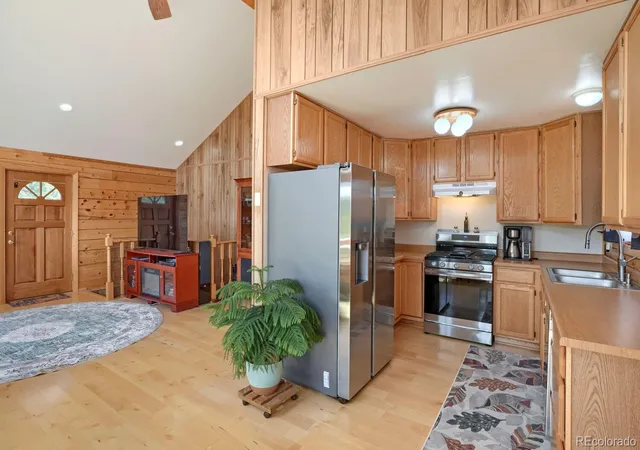 3rd image of 16 Mesa Ct, Bailey, CO 80421 | MLS# 4718800