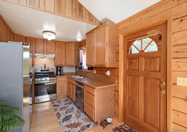 4th image of 16 Mesa Ct, Bailey, CO 80421 | MLS# 4718800