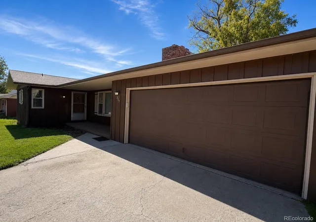 Photo 2 of Sale Pending at 325 Crestone Ave, Salida, CO 81201 | MLS# 2814035 | Listing updated on 2026-08-28