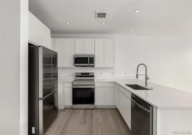 5th image of 1634 N Sheridan Blvd #102, Denver, CO 80204 | MLS# 6991634