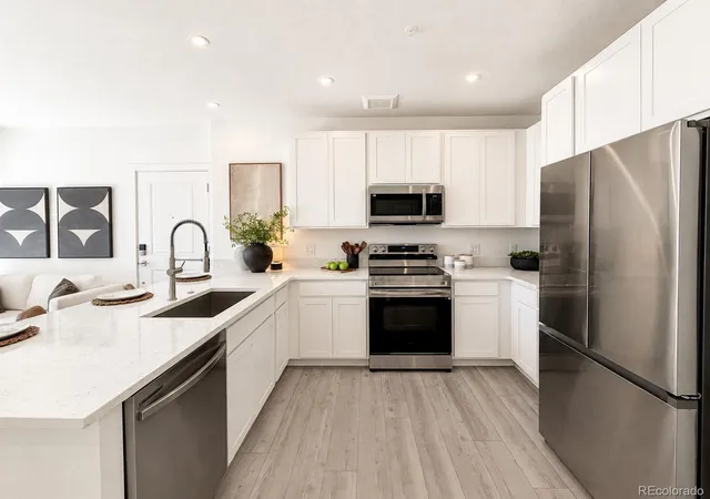 4th image of 1650 N Sheridan Blvd #203, Denver, CO 80204 | MLS# 9546919