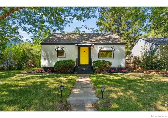 1st image of 331 Francis St, Longmont, CO 80501 | MLS# IR1067013