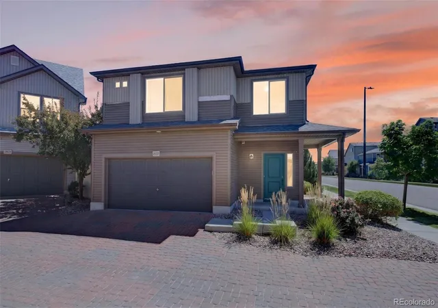 2nd image of 19133 E 54th Pl, Denver, CO 80249 | MLS# 5743590