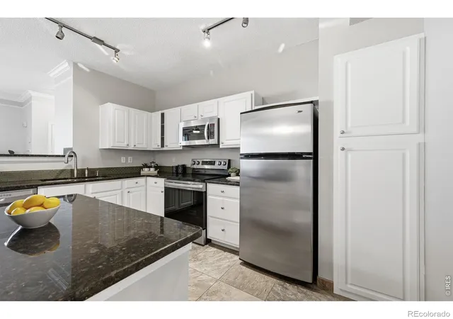4th image of 2040 Shamrock Dr, Superior, CO 80027 | MLS# IR1067018