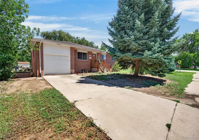 2nd image of 1830 Jewel Dr, Longmont, CO 80501 | MLS# 9698392