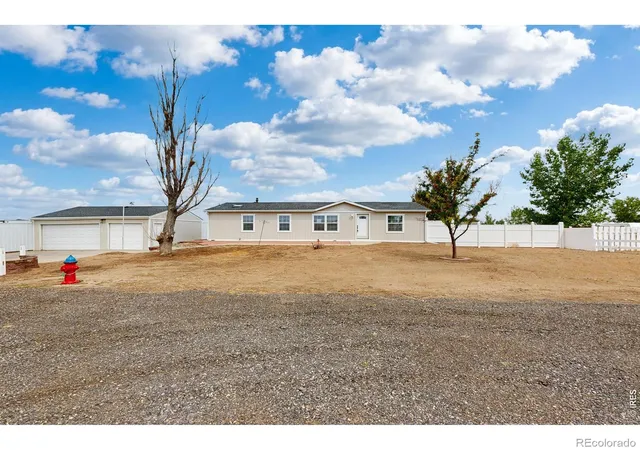 3rd image of 16203 Barley Ave, Fort Lupton, CO 80621 | MLS# IR1067038