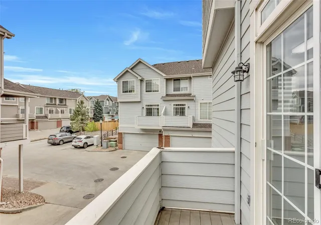 image of 16901 E Warren Pl Pl, Aurora, CO 80013