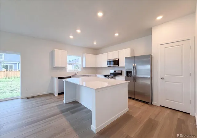 2nd image of 4043 Shirley Dr, Johnstown, CO 80534 | MLS# 9868763