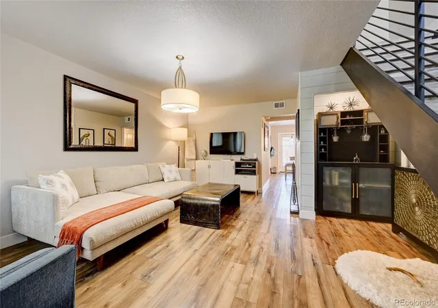 2nd image of 1210 S Carson Wy, Aurora, CO 80012 | MLS# 2564925