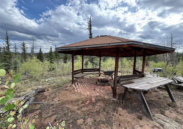 3rd image of 150 Ambush Ln, Jefferson, CO 80456 | MLS# 6259966