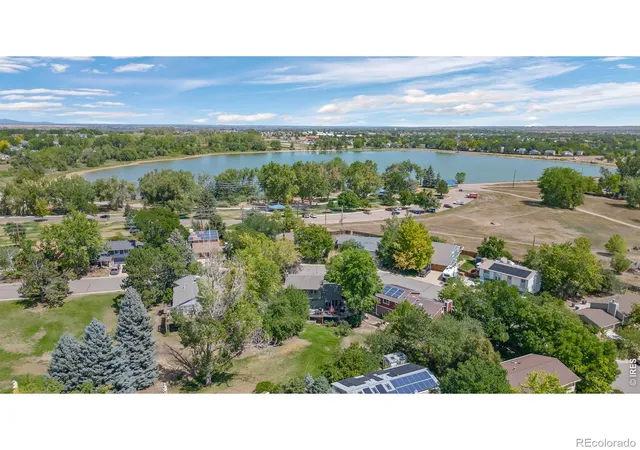 Photo 4 of Sale Pending at 1419 Cypress Cir, Lafayette, CO 80026 | MLS# IR1067059 | Listing updated on 2026-08-28