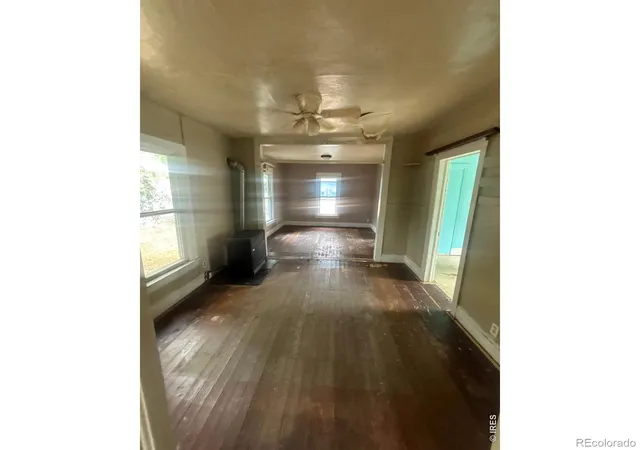 5th image of 18 S Greeley Ave, Johnstown, CO 80534 | MLS# IR1067060