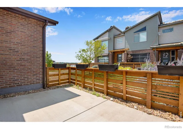 4th image of 19570 E Sunset Cir, Aurora, CO 80015 | MLS# IR1067061