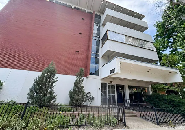 2nd image of 937 N Clarkson St #206, Denver, CO 80218 | MLS# 1718096