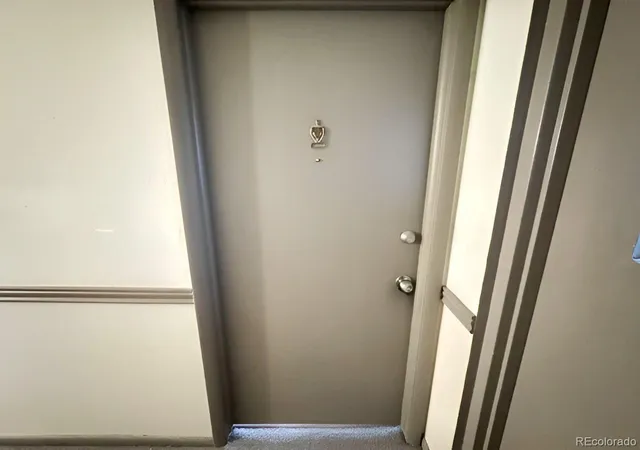 3rd image of 937 N Clarkson St #206, Denver, CO 80218 | MLS# 1718096