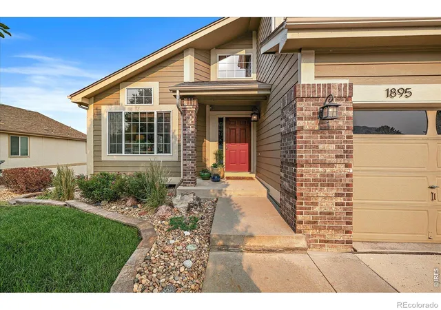 3rd image of 1895 Rough Ct, Castle Rock, CO 80109 | MLS# IR1067063