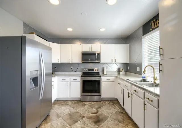 4th image of 18646 E 42Nd Ave, Denver, CO 80249 | MLS# 7992235
