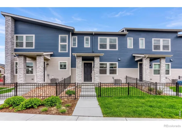 1st image of 2839 Bear Springs Cir, Longmont, CO 80503 | MLS# IR1067081