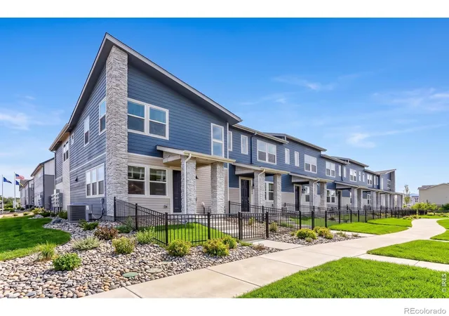 2nd image of 2839 Bear Springs Cir, Longmont, CO 80503 | MLS# IR1067081