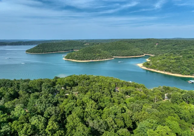 Photo 3 of Sale Pending at Lakeview Dr, Eureka Springs, AR 72631 | MLS# 1252951 | Listing updated on 2026-08-24