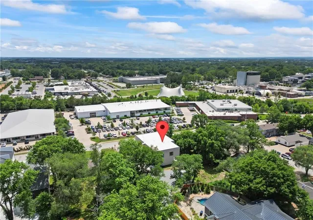 1st image of 805 Se 5Th St, Bentonville, AR 72712 | MLS# 1294626