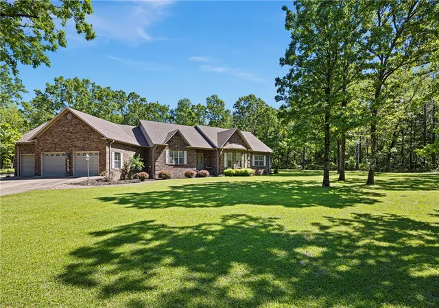 Photo 4 of Sale Pending at 13985 Sr 124, Russellville, AR 72802 | MLS# 1307195 | Listing updated on 2026-08-21